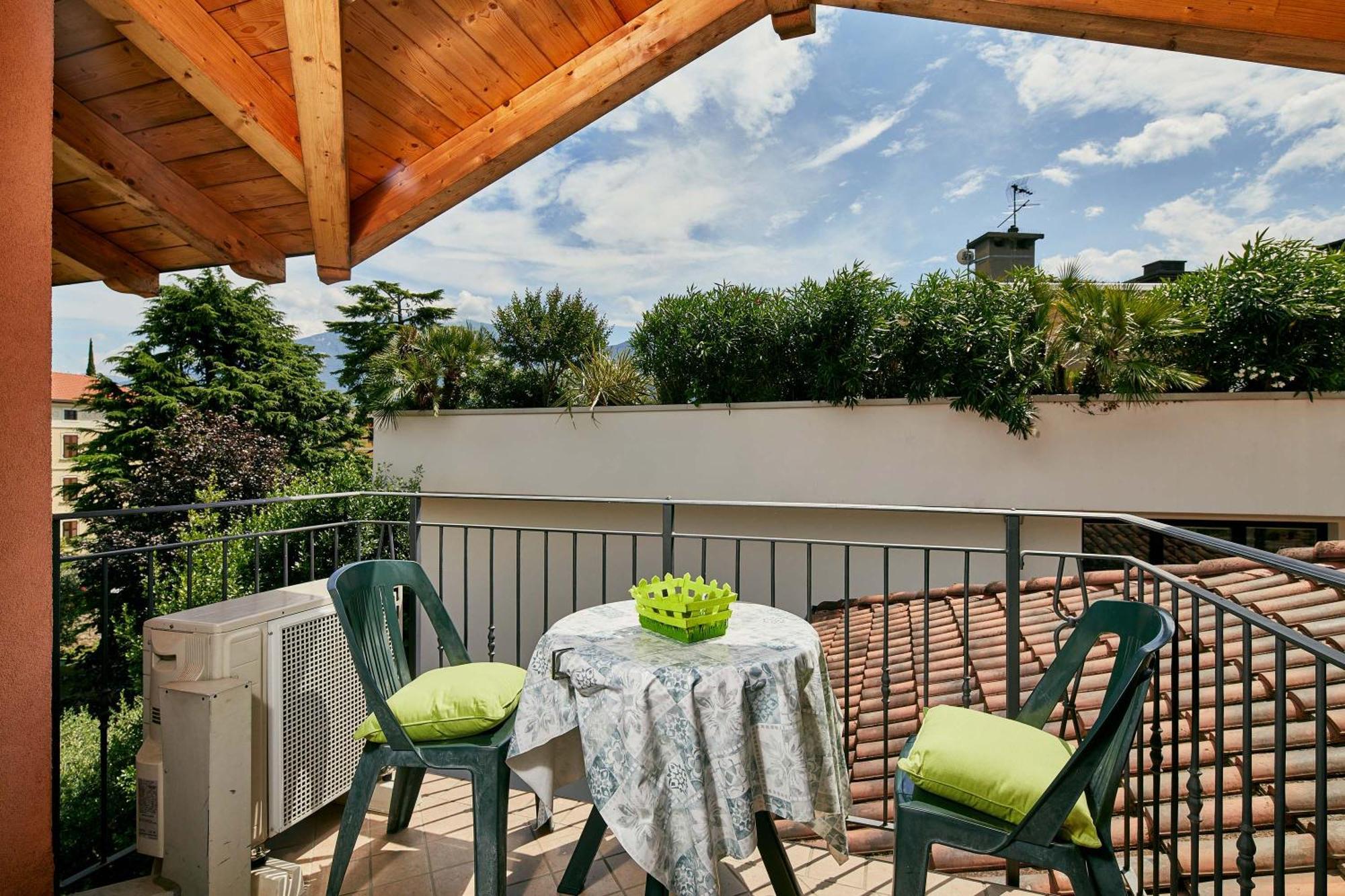 Bella Villa Apartments Рива-дель-Гарда Екстер'єр фото